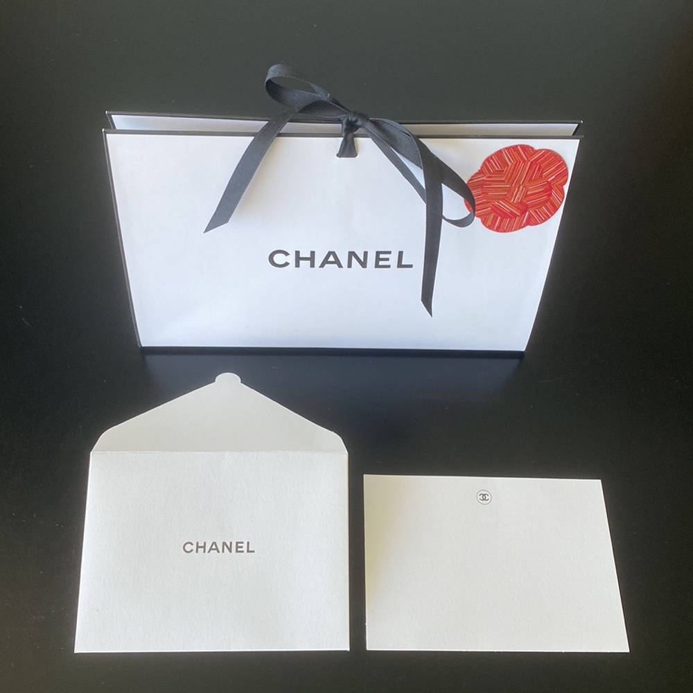 Chanel White & Black Gift Box Set